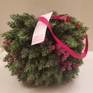 3 Martha Stewart Christmas Ball Berry Ball hanging Wreaths